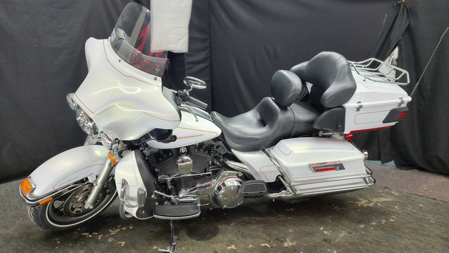 2008 Harley-Davidson® FLHTCU-Electra Glide Classic