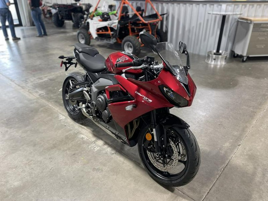 2025 Triumph Daytona 660 Carnival Red/Sapphire Black