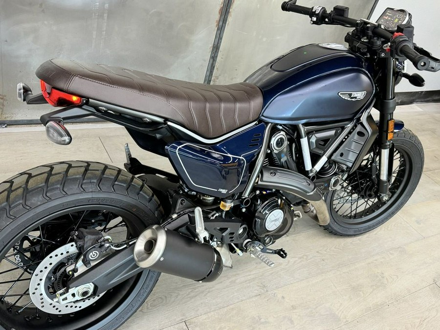 2024 Ducati Scrambler Nightshift (2G) Blue