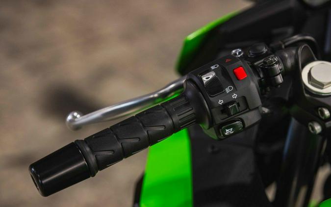 2026 Kawasaki Ninja® 500 Base