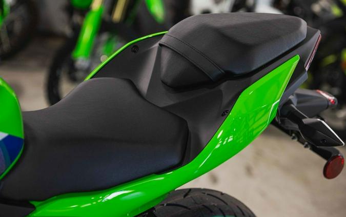 2026 Kawasaki Ninja® 500 Base