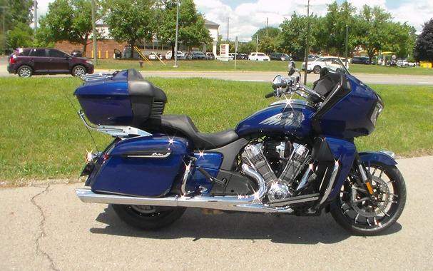 2020 CHALLENGER LIMITED, DEEPWATER METALLC, 49ST - Indian Motorcycle