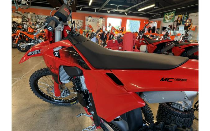 2027 MC 125 - GASGAS