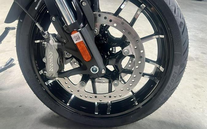 2026 Indian Motorcycle® Sport Chief RT Black Smoke