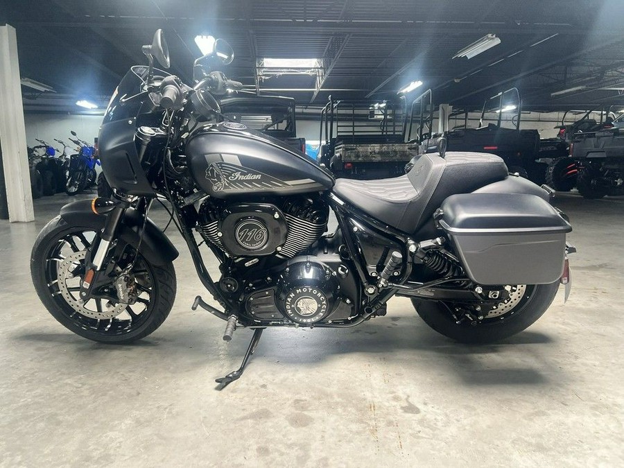 2026 Indian Motorcycle® Sport Chief RT Black Smoke