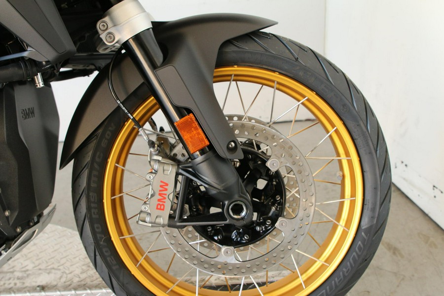2026 BMW Motorrad R 1300 GS Option 719