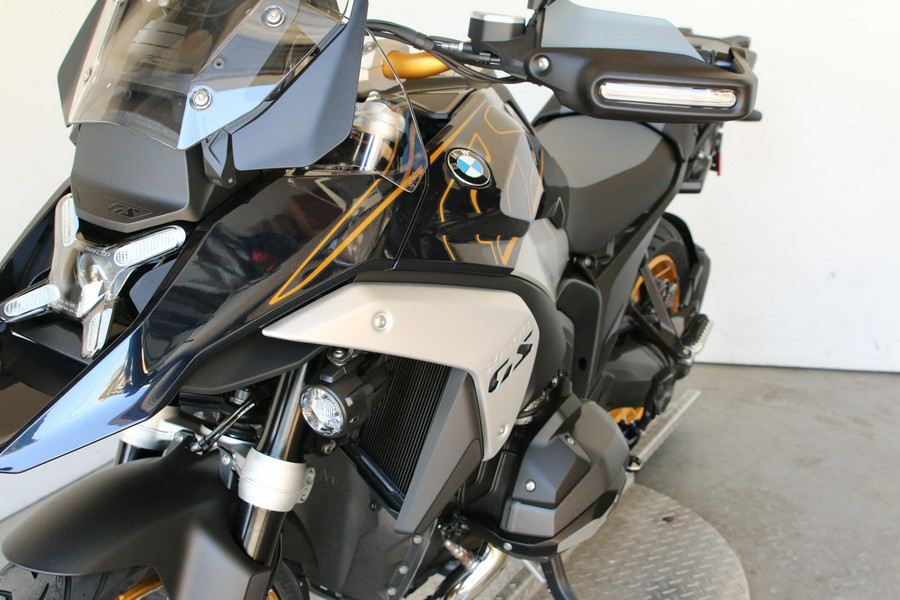 2026 BMW Motorrad R 1300 GS Option 719