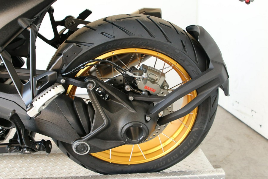 2026 BMW Motorrad R 1300 GS Option 719