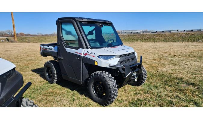 2023 Polaris Industries RANGER XP 1000 NorthStar Trail Boss Ghost White/Perf Red - RIDE COMMAND Package