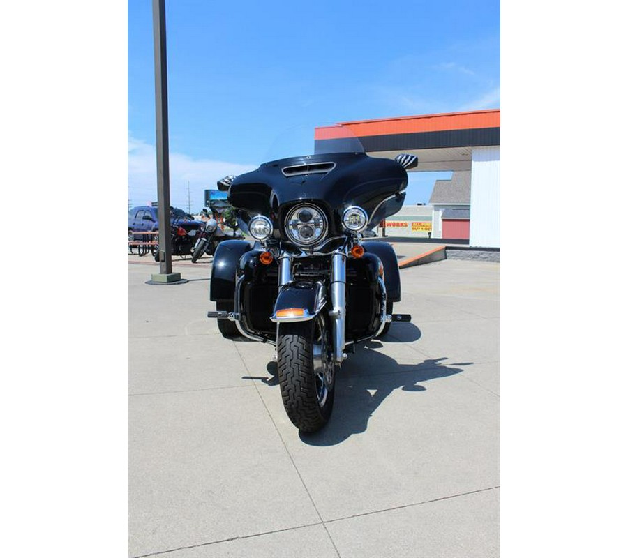 2018 Harley-Davidson TRIGLIDE