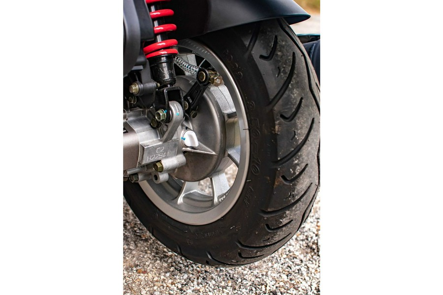 2024 Genuine Scooter Buddy 125 Red