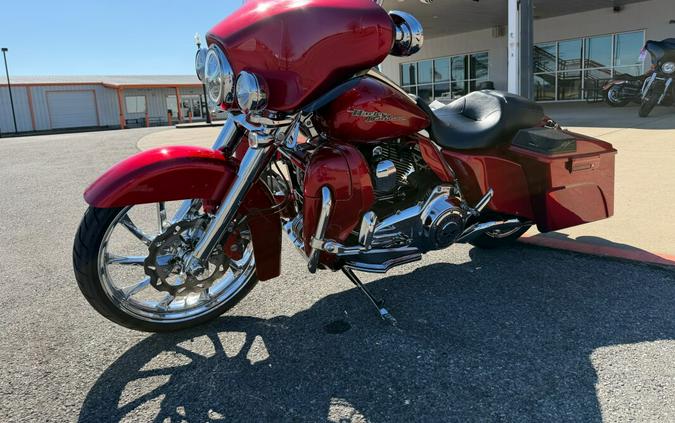 2012 Harley-Davidson® Street Glide® Ember Red Sunglo