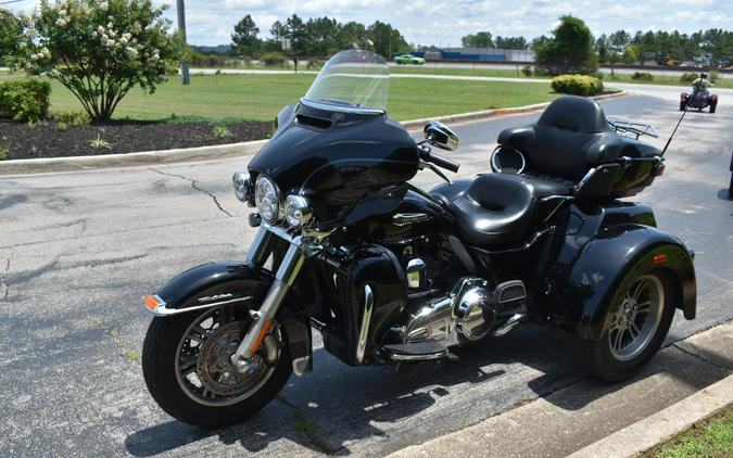 FLHTCUTG 2015 Tri Glide® Ultra