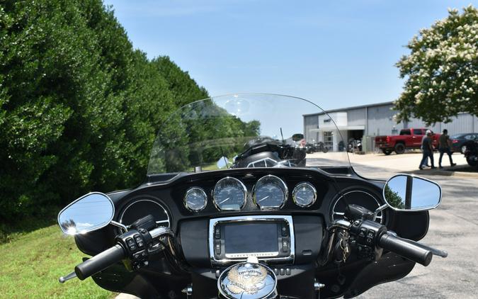 FLHTCUTG 2015 Tri Glide® Ultra