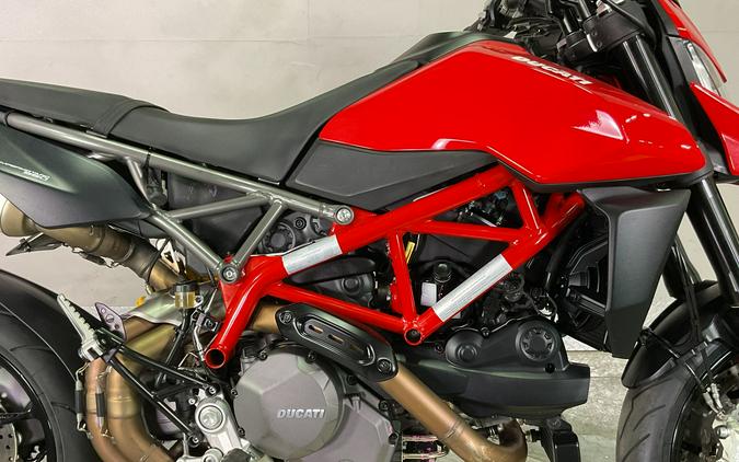 2022 Ducati Hypermotard 950