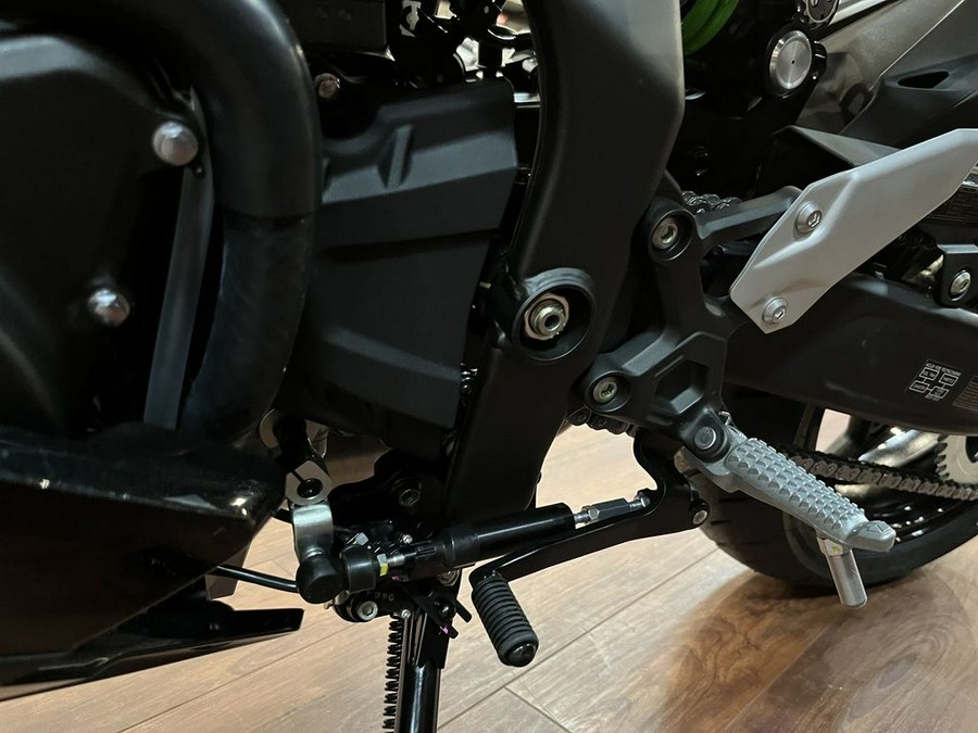 2024 Kawasaki Ninja® ZX™-4RR ABS