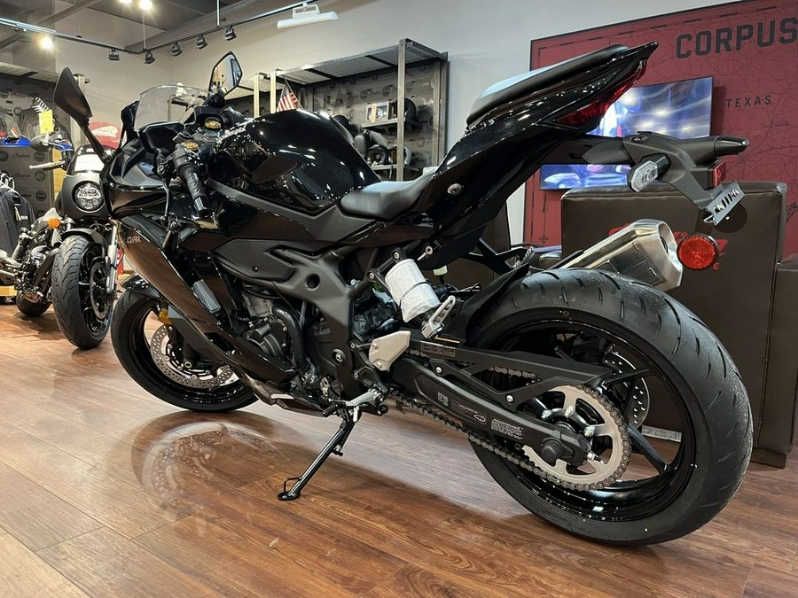 2024 Kawasaki Ninja® ZX™-4RR ABS