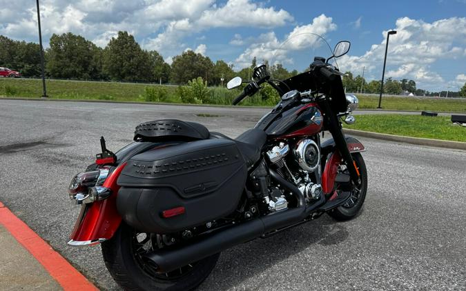 2025 Harley-Davidson® Heritage Classic Whiskey Fire / Vivid Black HD Certified