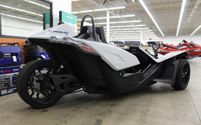 2023 Polaris® SLINGSHOT S TECH MANUAL