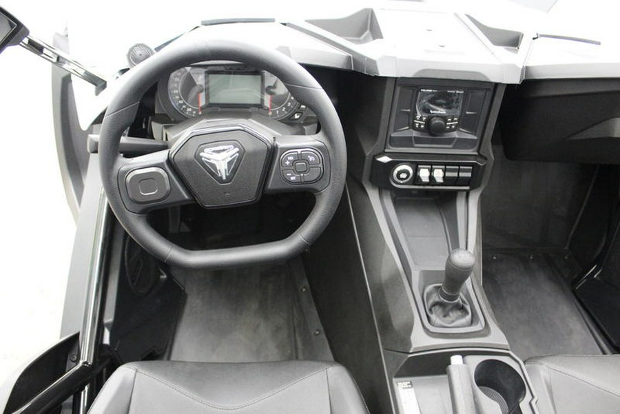 2023 Polaris® SLINGSHOT S TECH MANUAL