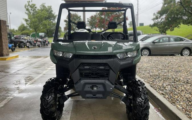 2024 Can-Am® Defender DPS HD10 Tundra Green