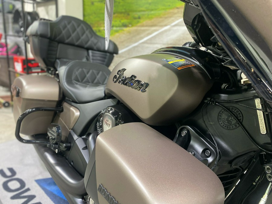 2025 Indian Motorcycle Roadmaster® PowerPlus Dark Horse®