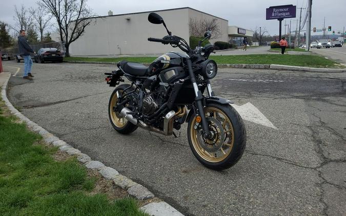 2025 Yamaha XSR700