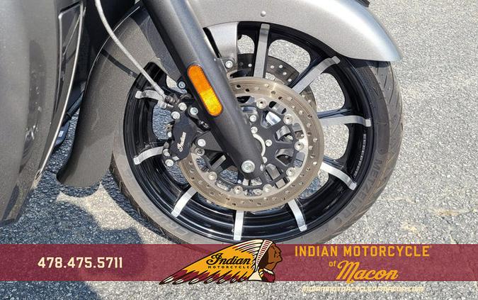 2025 Indian Motorcycle® Roadmaster® Dark Horse® w/Powerband Audio Heavy Metal