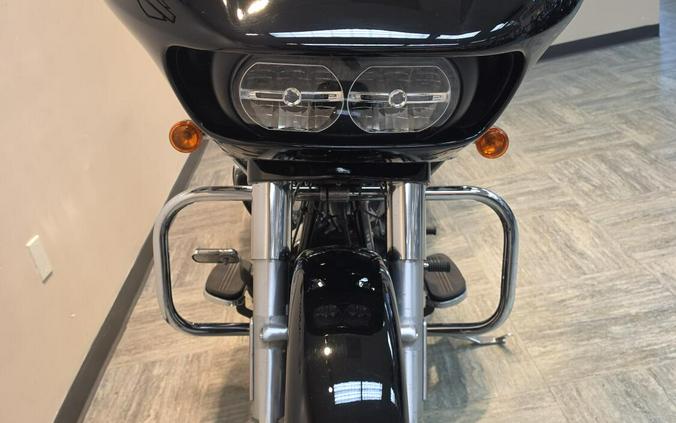 2017 Harley-Davidson® Road Glide® Special Vivid Black FLTRXS