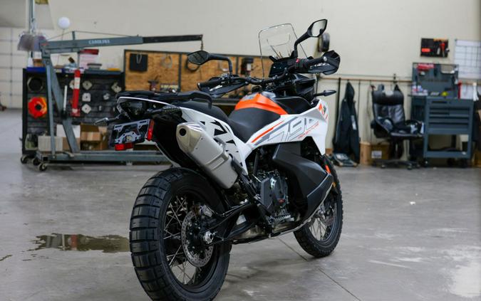 2024 KTM Adventure 790