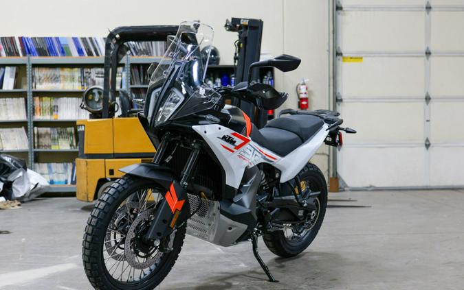 2024 KTM Adventure 790