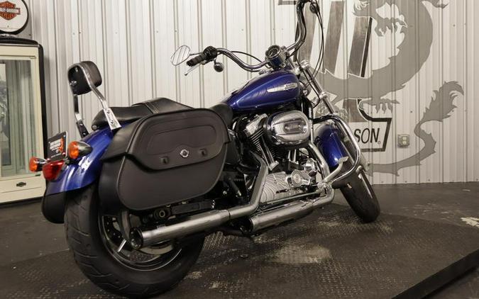 2015 Harley-Davidson® XL1200C - Sportster® 1200 Custom