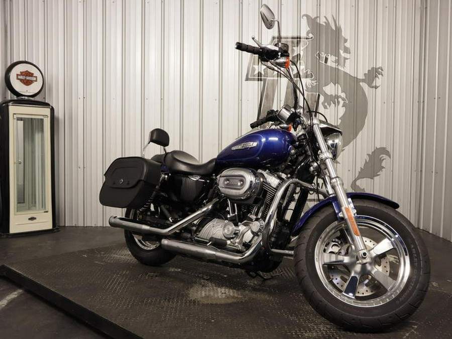 2015 Harley-Davidson® XL1200C - Sportster® 1200 Custom