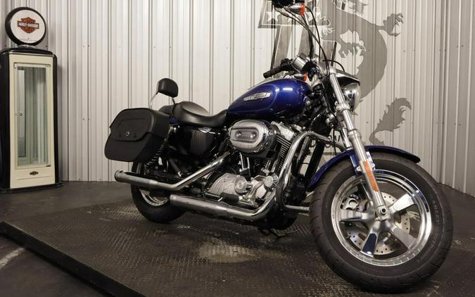 2015 Harley-Davidson® XL1200C - Sportster® 1200 Custom