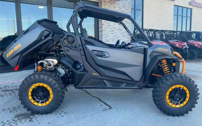 2026 Can-Am® Commander XT-P 1000R