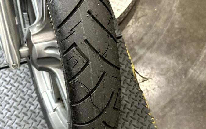 Harley-Davidson® Softail® Standard 2023 FXST 026279A BLACK