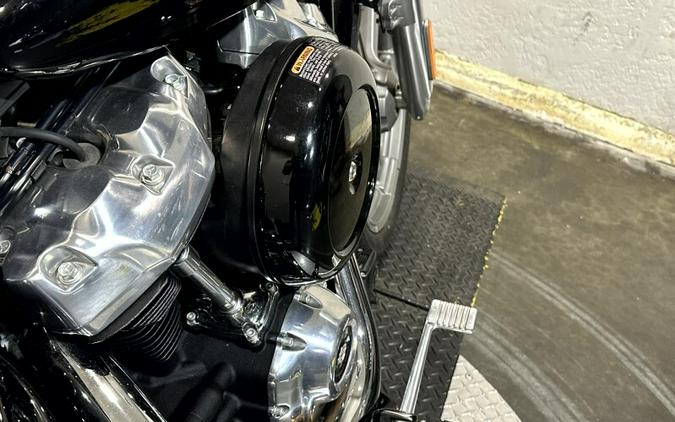 Harley-Davidson® Softail® Standard 2023 FXST 026279A BLACK