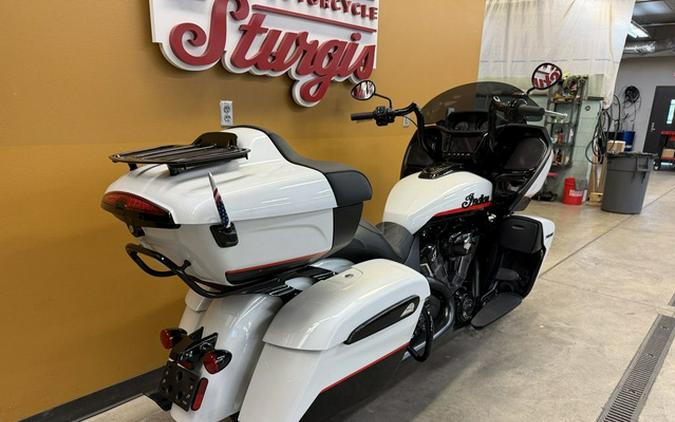2022 Indian Pursuit Dark Horse With Premium Package Icon Pearl White/Black Metallic