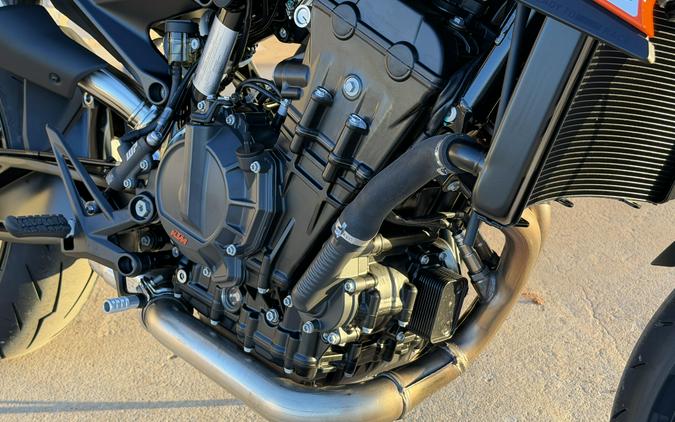 2027 KTM 790 DUKE
