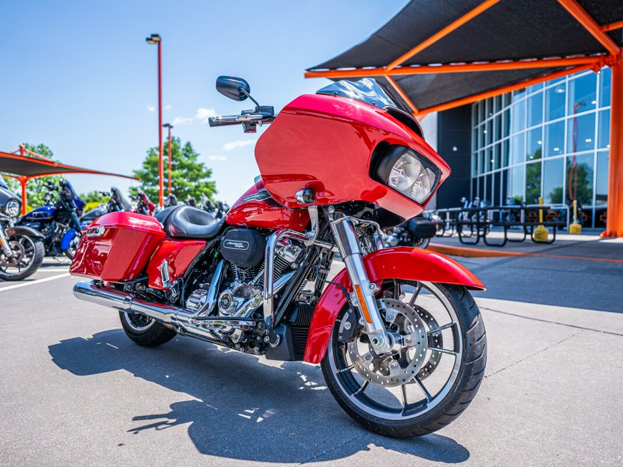 2023 Harley-Davidson Road Glide Redline Red