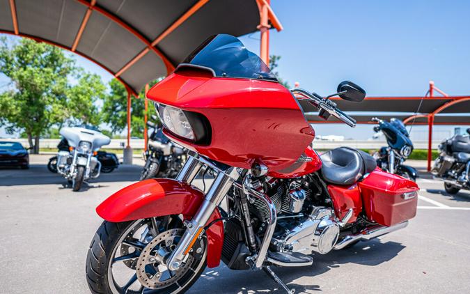 2023 Harley-Davidson Road Glide Redline Red