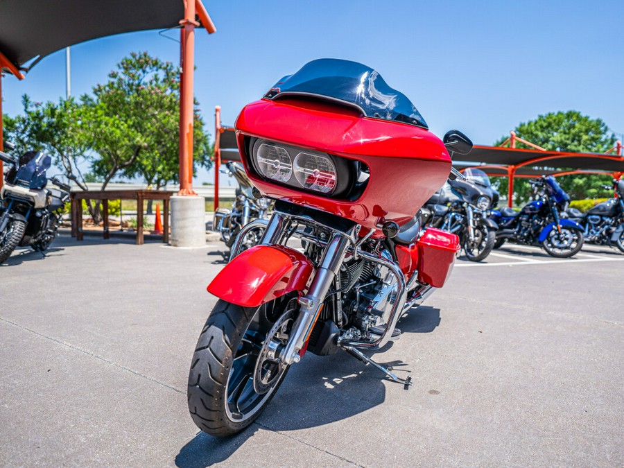 2023 Harley-Davidson Road Glide Redline Red