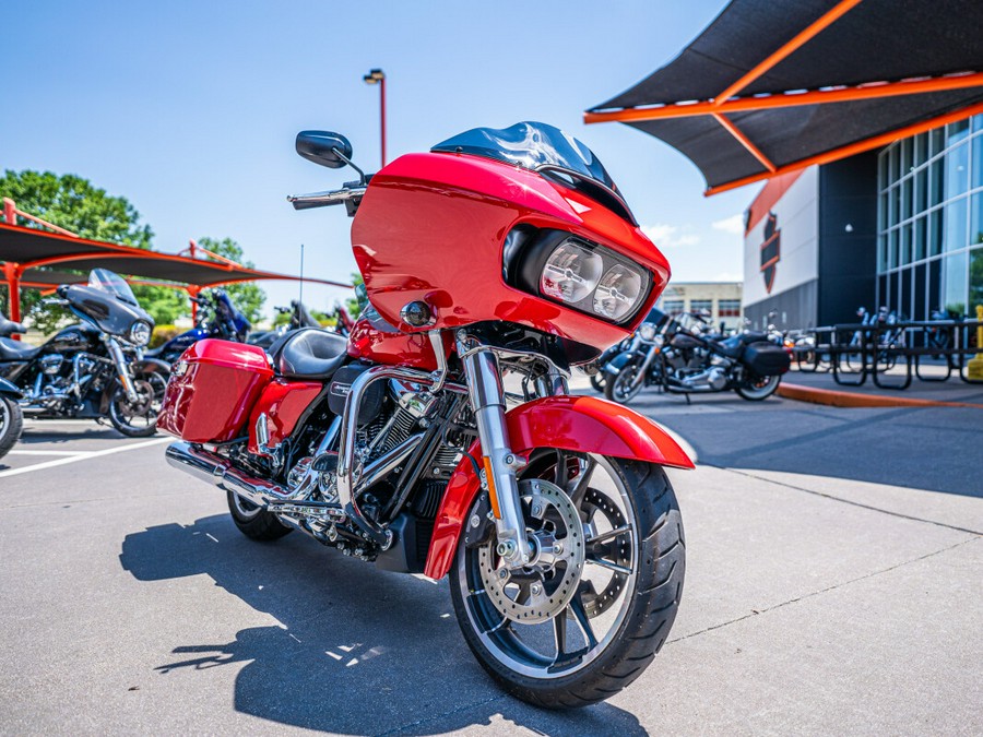 2023 Harley-Davidson Road Glide Redline Red