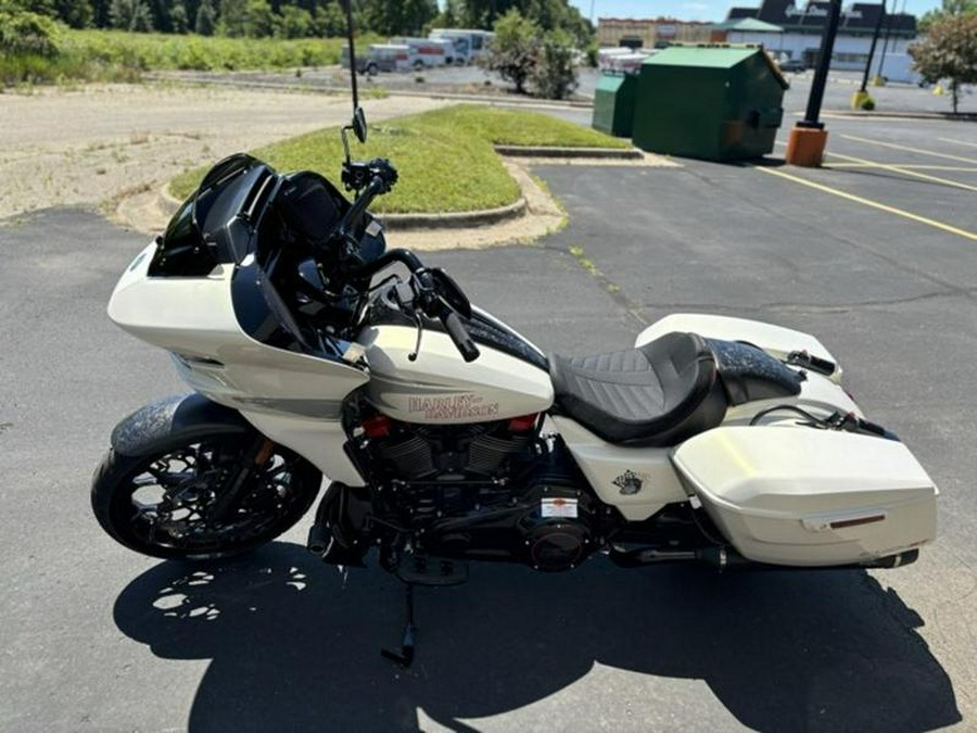 2024 Harley-Davidson® FLTRXSTSE - CVO™ Road Glide® ST