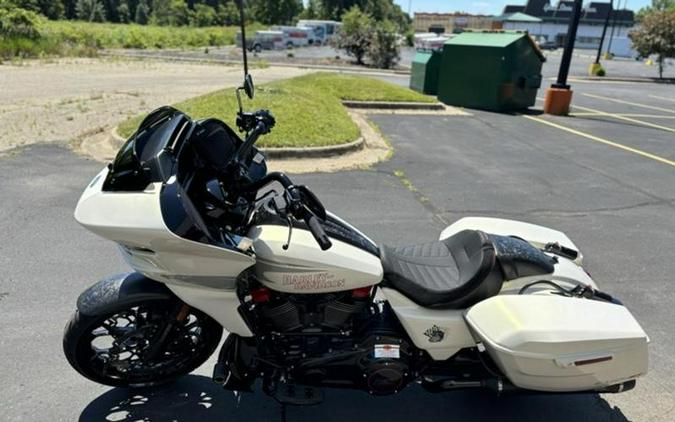 2024 Harley-Davidson CVO Road Glide ST Review [13 Fast Facts]