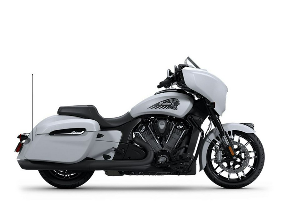 2025 Indian Motorcycle® Chieftain® PowerPlus Dark Horse® with PowerBand Audio Package