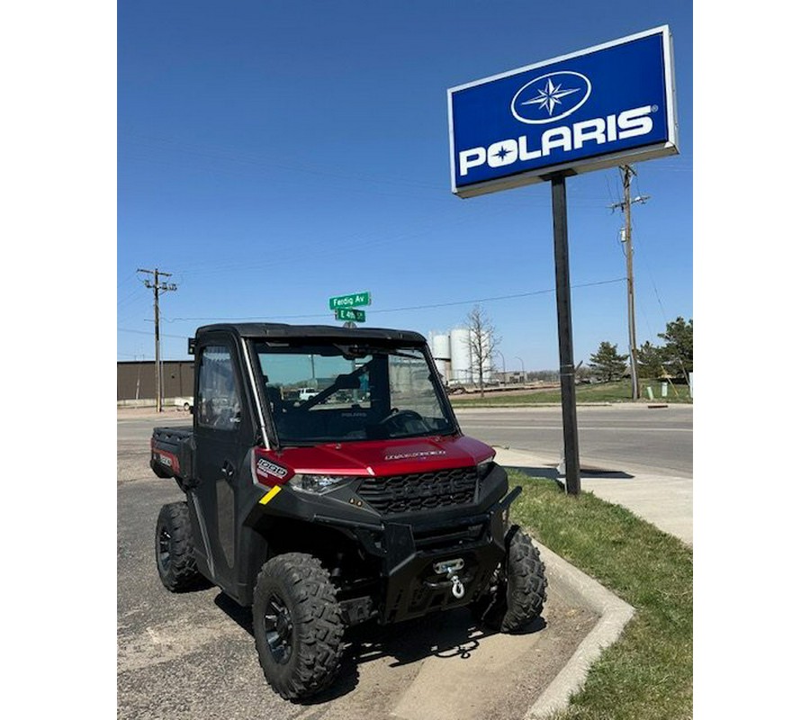 2021 Polaris RANGER 1000 Premium Matte Sunset Red