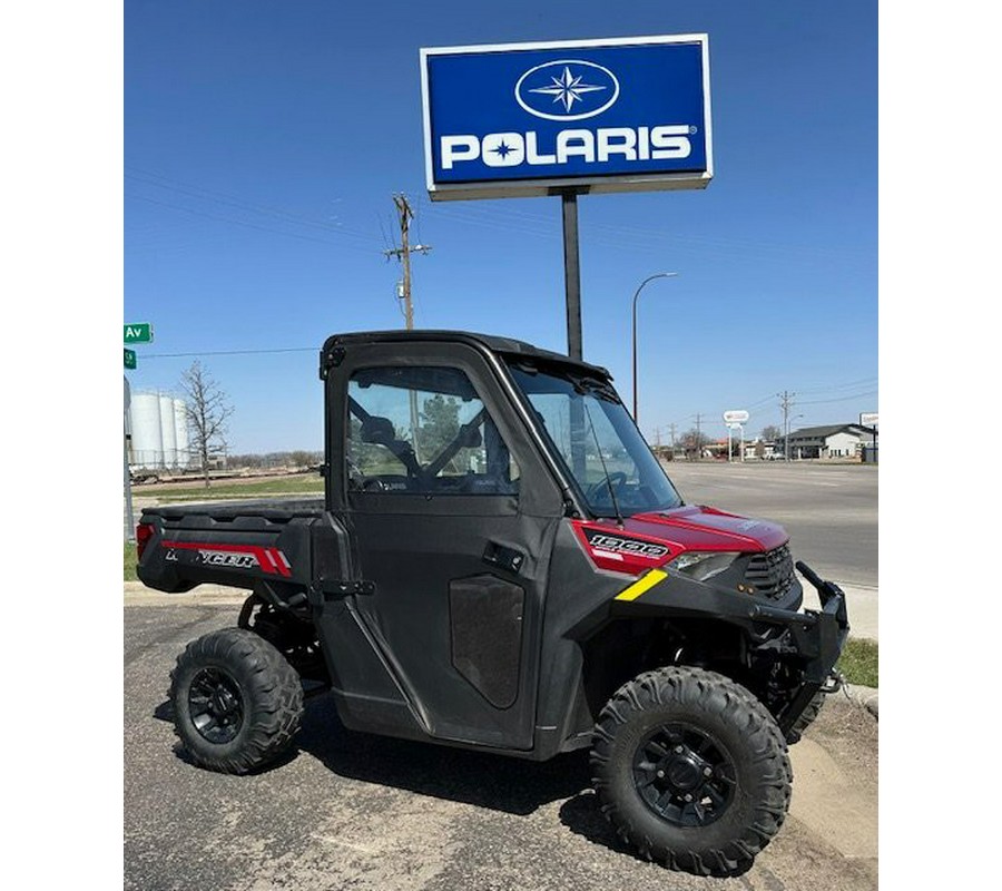 2021 Polaris RANGER 1000 Premium Matte Sunset Red