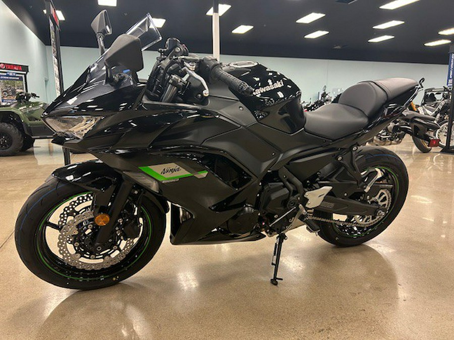 2025 Kawasaki NINJA 650