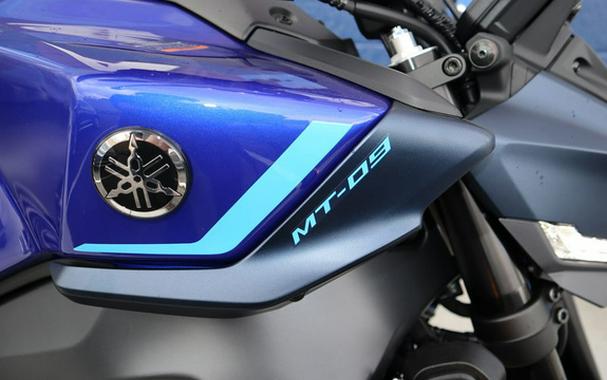 2025 Yamaha MT-09 09